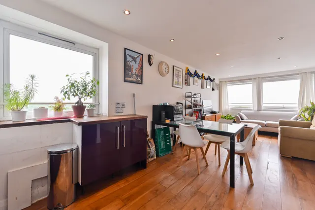 Photo 3 — 103 Park South, Austin Road, London