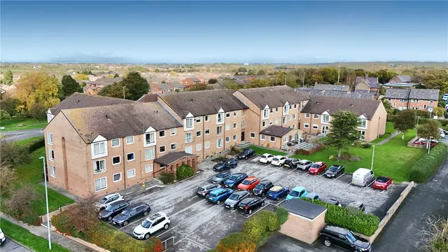 Well Lane, Wirral, CH49, photo 1