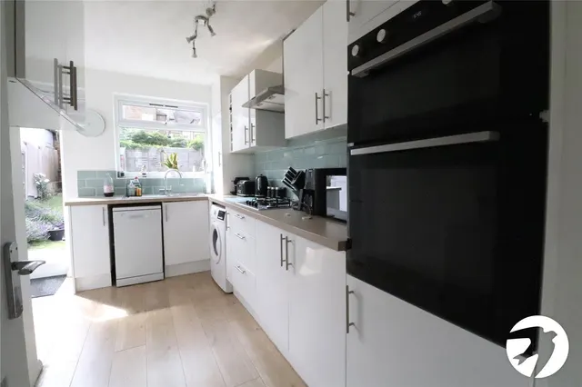 Gertrude Road, Belvedere, DA17, photo 3