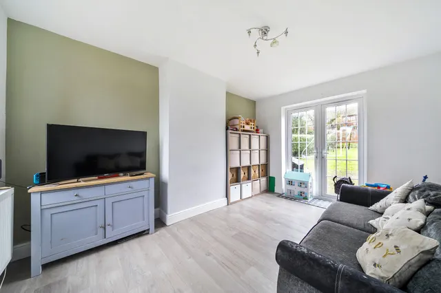 Photo 3 — Winslow Field, Great Missenden, HP16