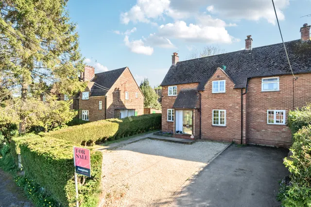 Winslow Field, Great Missenden, HP16, photo 1