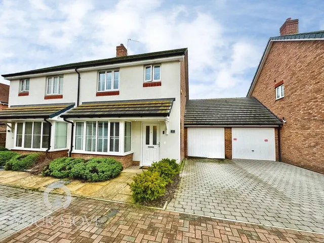 Peacock Close, Greenhithe, DA9, photo 1