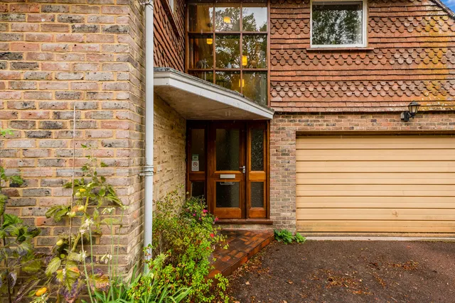 The Street, Ewhurst, GU6, photo 2