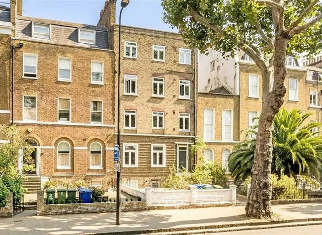Kennington Park Road, Kennington, SE11, photo 1