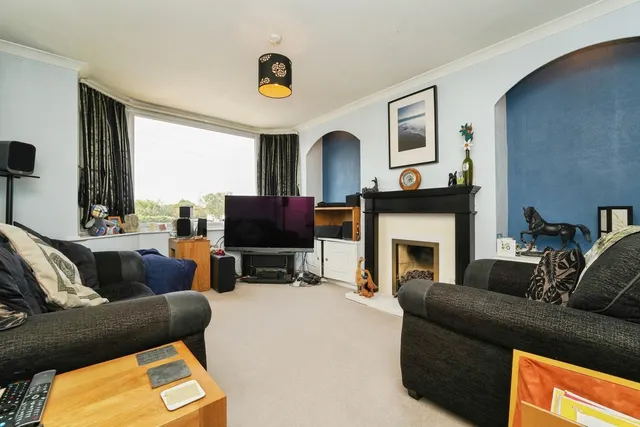 Warden Hill Road, Cheltenham, GL51, photo 2