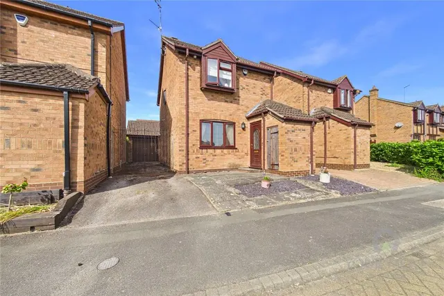 Belstead Road, Abington Vale, Northampton, Northamptonshire, NN3, photo 1