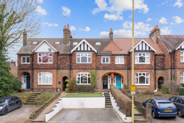 Chalk Hill, Watford, WD19, photo 1