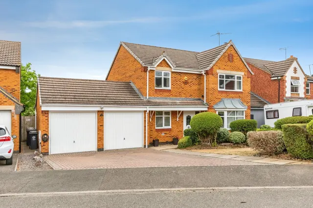 Andrews Way, Raunds, photo 1