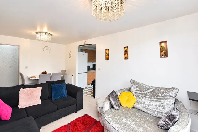 Photo 3 — Dearden Court, DARWEN, Lancashire, BB3