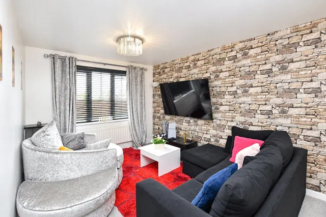 Photo 2 — Dearden Court, DARWEN, Lancashire, BB3