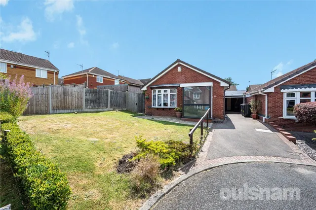 Rednal Mill Drive, Rednal, Birmingham, West Midlands, B45 8XZ, photo 1