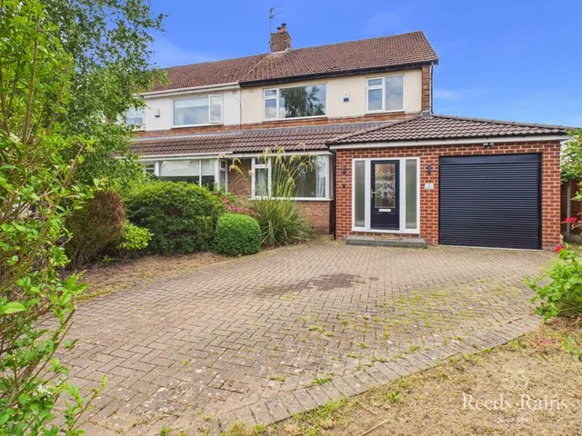 Brompton Grove, Stockton-on-Tees, Durham, TS18, photo 1
