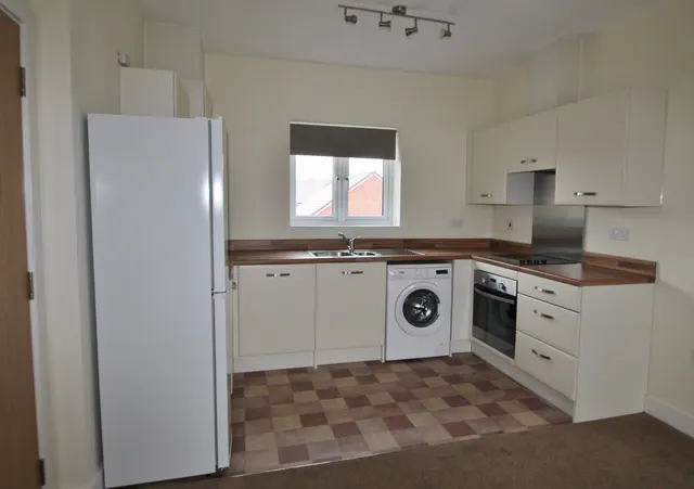 Square Leaze, Patchway, BS34, photo 2