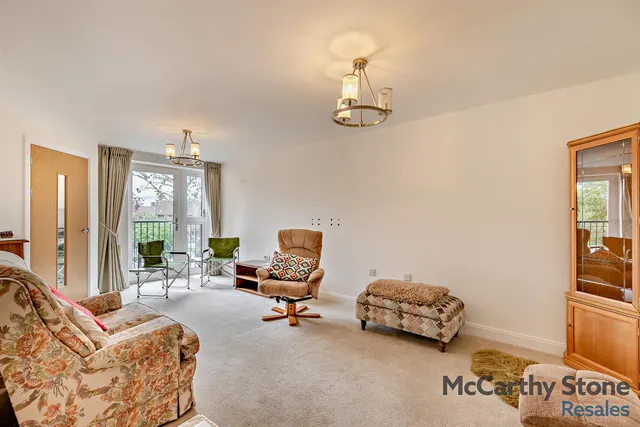 High View, Bedford, MK41, photo 1