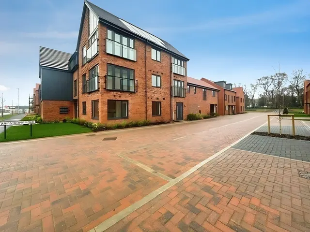Photo 2 — Brightwell Lakes, Martlesham Heath, Ipswich