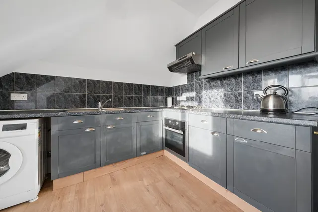St Leonard's Road, Ealing, W13, photo 2