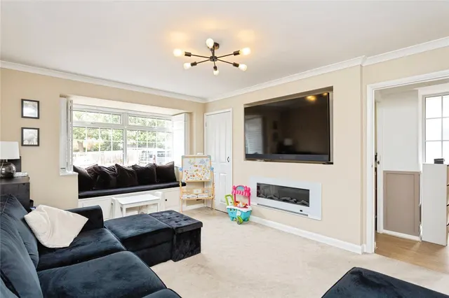 Driffield Gardens, Tonbridge, TN9, photo 3