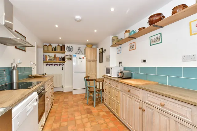 Apse Manor Road, Shanklin, PO37, photo 3