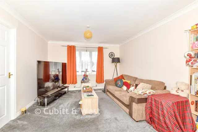 Kirpal Road, Portsmouth, PO3, photo 2