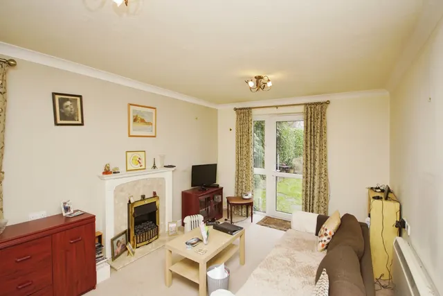 Photo 2 — Albert Road, Staple Hill, Bristol, BS16