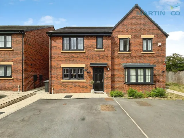 Foxby Mews, Gainsborough, photo 1