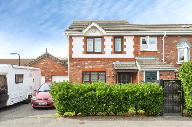 Hulton Close, Southampton, SO19, photo 1