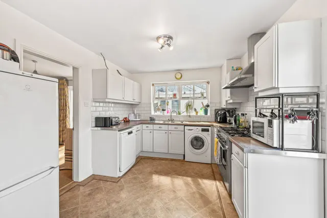 Pennington Close, Frodsham, photo 3