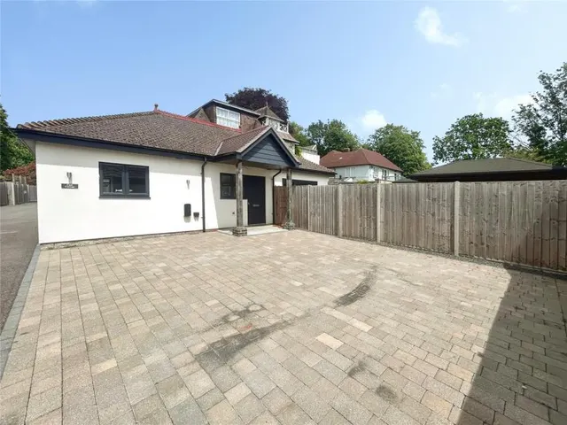 St. Annes Close, Emsworth, PO10, photo 1