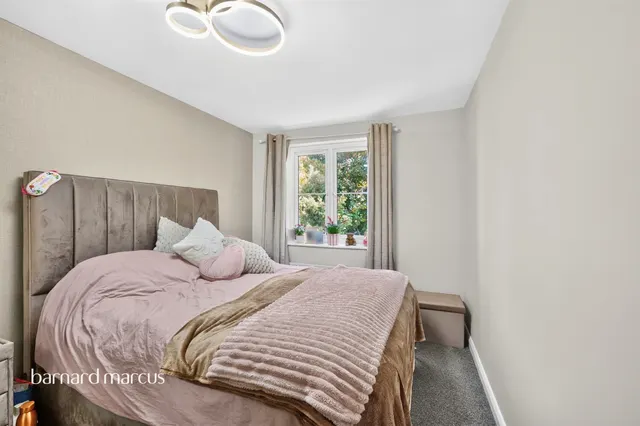 Kingswood Drive, Sutton, SM2, photo 2