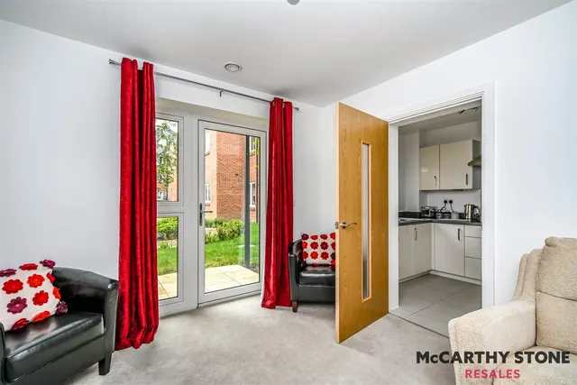 High View, Bedford, MK41, photo 2