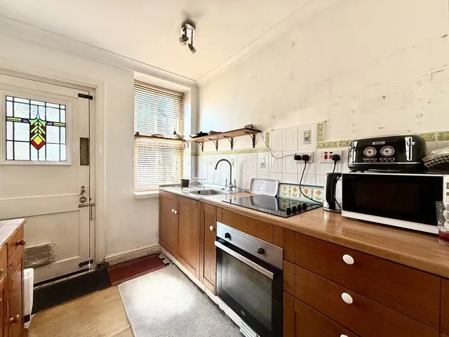 Curzon Street, Calne, photo 3