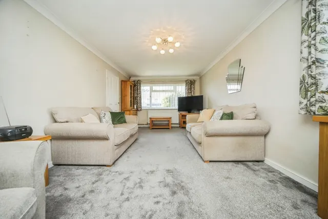 Pretyman Avenue, Bacton, IP14, photo 3