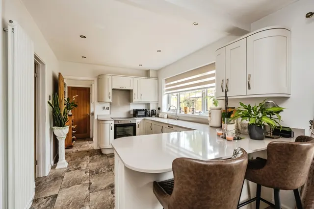 The Croft, Loughor, SA4, photo 3