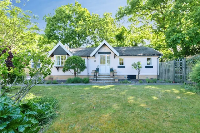 Dewlands Park, Verwood, BH31, photo 1