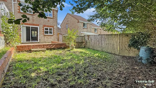 Fernbank Avenue, Ivybridge, photo 2