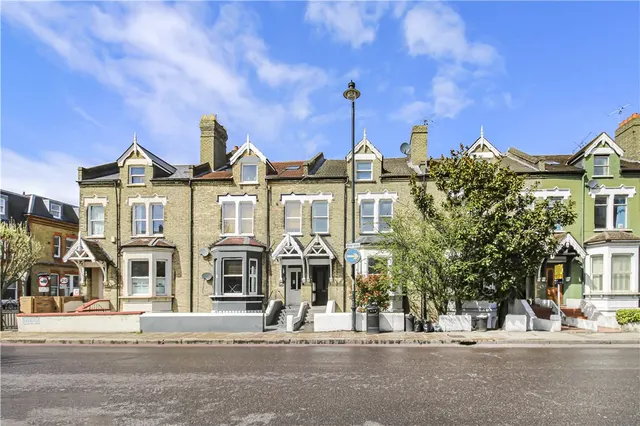 East Hill, London, SW18, photo 1