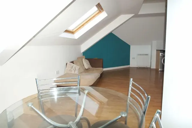 Selby Road, Leeds, LS15, photo 3