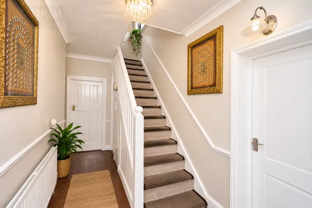 Tavistock Gardens, Seven Kings, IG3, photo 2