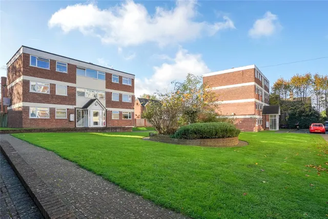 Beechcroft Close, Valley Road, London, SW16, photo 1