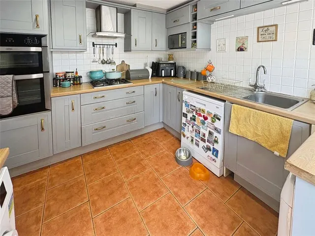Photo 3 — Mavor Drive, Bedworth, Warwickshire, CV12