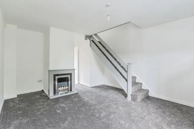 Photo 2 — Portsea Road, Tilbury, Essex, RM18