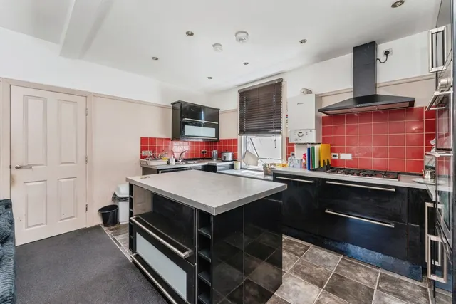 High Street, Holywell, CH8, photo 1