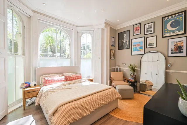Photo 2 — Brightgem Lodge, 114 Grosvenor Avenue, London