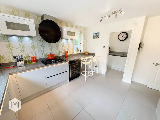 Photo 2 — Pendle Gardens, Culcheth, Warrington, WA3 4LU