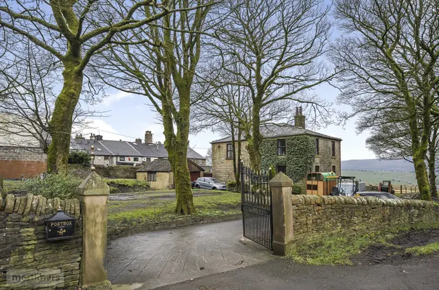 Belthorn Road, Belthorn, BB1, photo 3