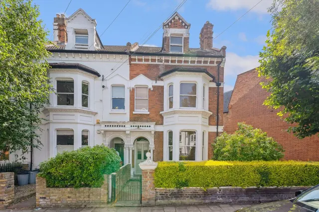 Balham Park Road, London, SW12, photo 1