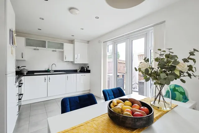 Photo 2 — Woodhouses Avenue, Audenshaw, Manchester, Greater Manchester, M34