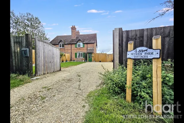 Challow Station, Faringdon, SN7, photo 1
