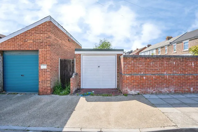 Mayfield Road, Portsmouth, PO2, photo 1