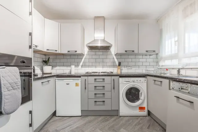 Dovet Court, Mursell Estate, SW8, photo 3